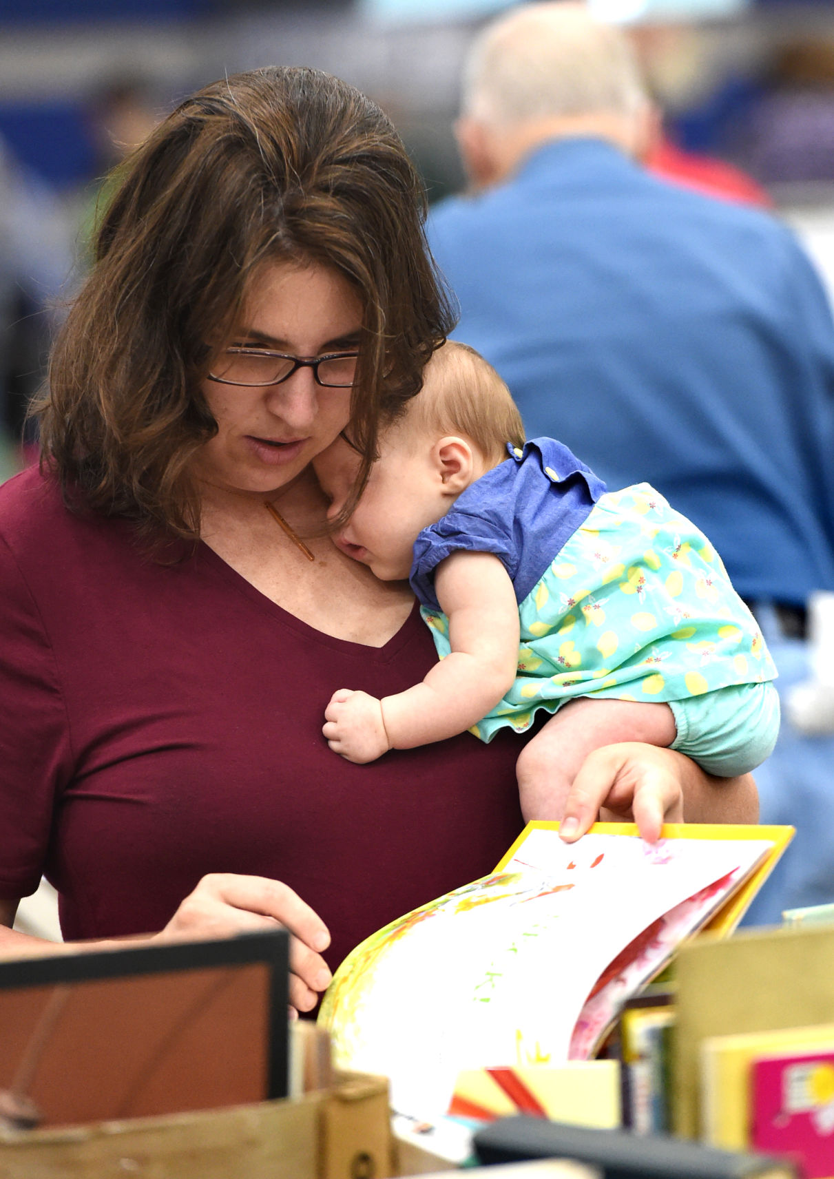 Book_Sale_008.jpg
